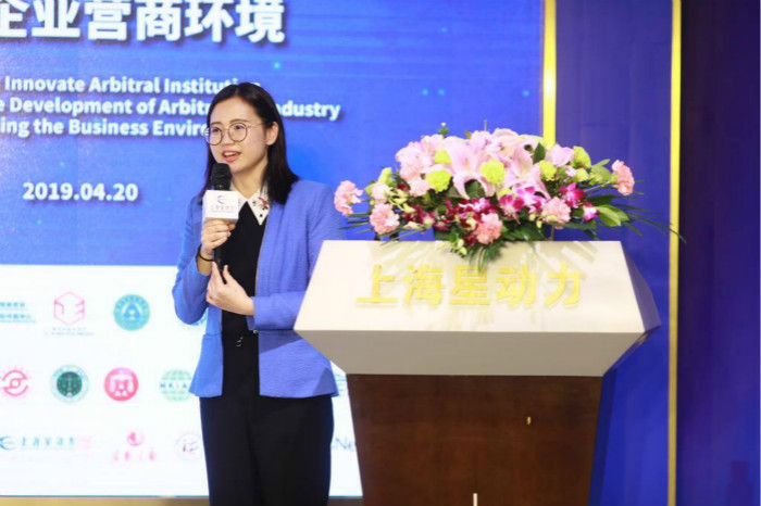 25郑方颖700.jpg 25郑方颖700.jpg