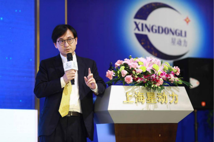 30王鸣峰_700.jpg 30王鸣峰_700.jpg