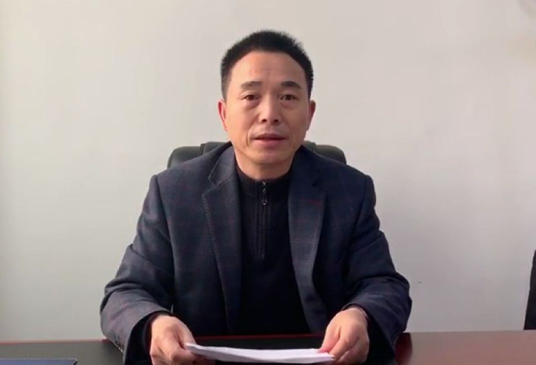 c8c50e9f97697d1be7fe78e795b30ed7.jpg